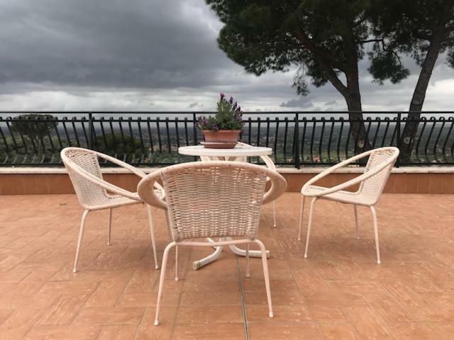 Millenovecento Apartment Тиволи Екстериор снимка